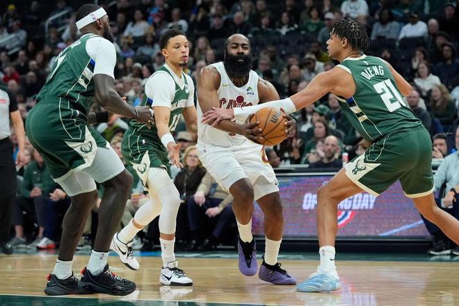 哈登27+5+6率队险胜 骑士双