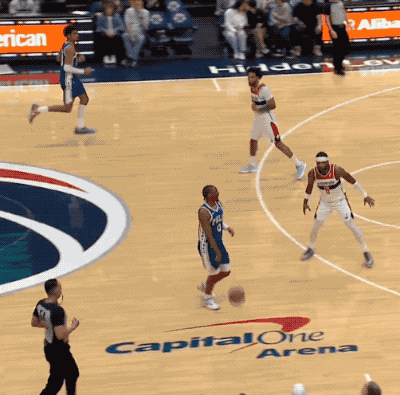 乔治复出首秀狂砍39分 76人横扫奇才锁定季后赛席