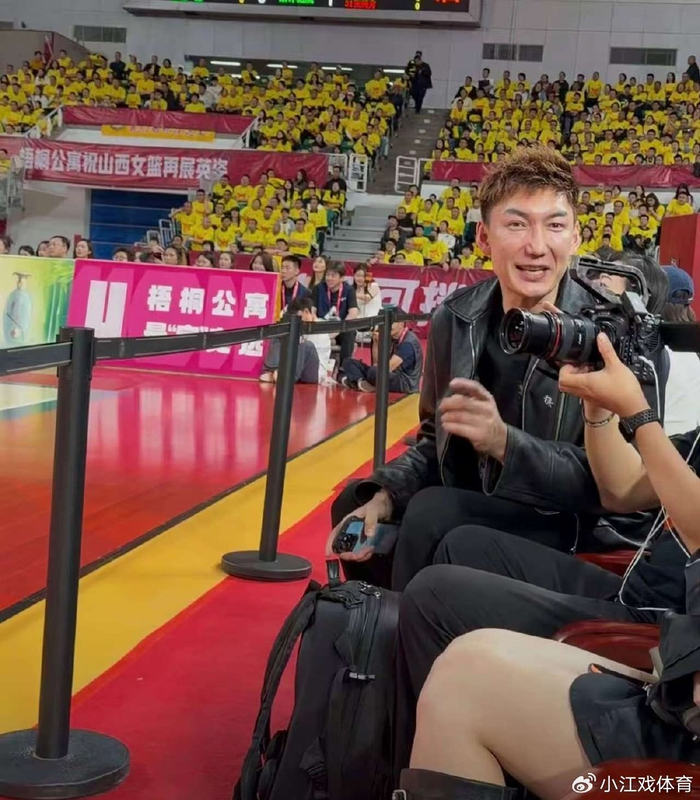 可兰白克退役后转型WCBA推荐官 推动新疆文化融合