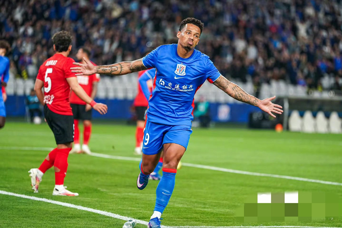 中超第6轮：大连英博绝杀河南申花三连胜领跑积