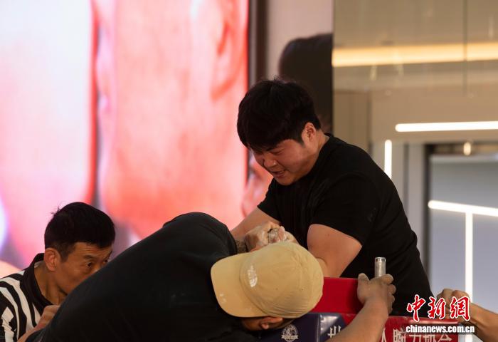 银川建发悠阅城承办的2025全国腕力邀请赛：黄河