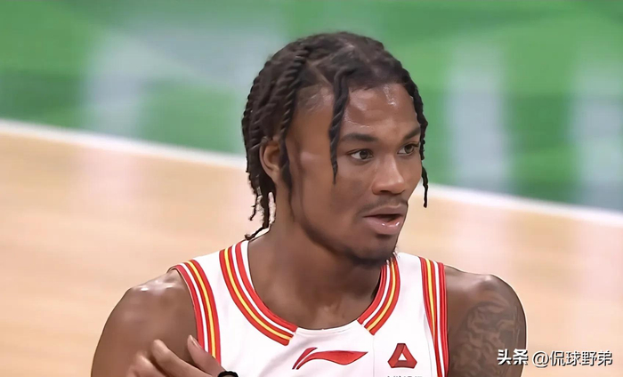 广州男篮主场不敌深圳男篮，季后赛席位悬而未