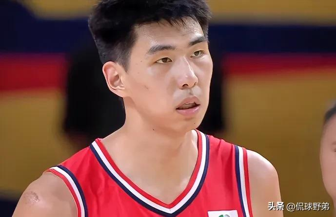 广州男篮主场不敌深圳男篮，季后赛席位悬而未